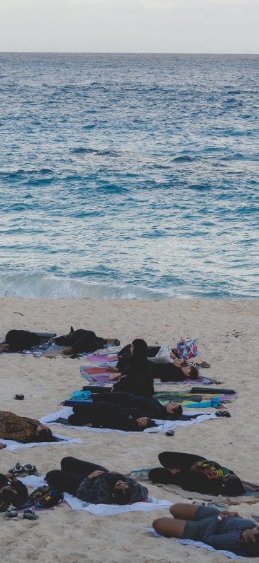 Veryrareyoga – Beach Yoga