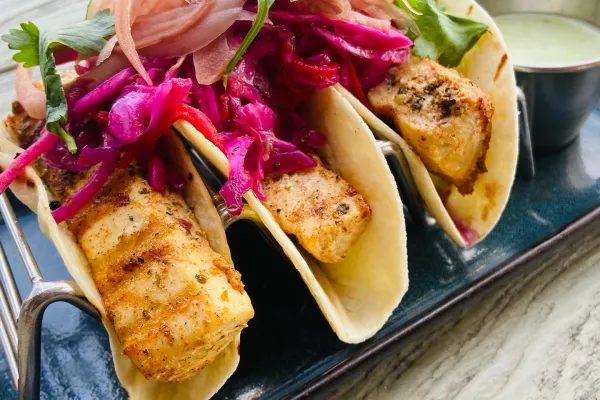 Boundary Sports Bar and Grille – Boundary Fish Tacos