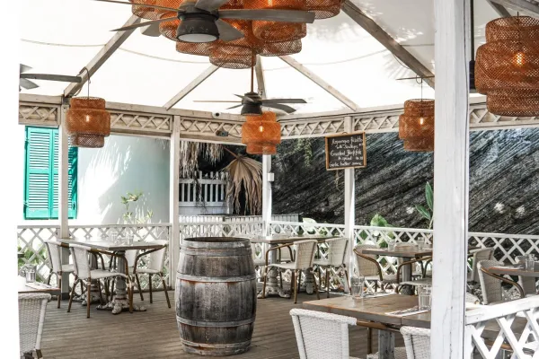 Village Pantry Restaurant – Village Pantry - Exterior