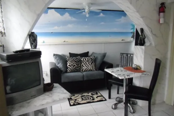 Blue Horizons Guest House – Interior