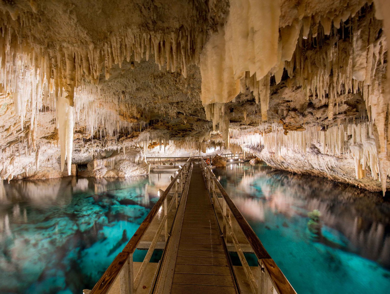 crystal cave tours in bermuda