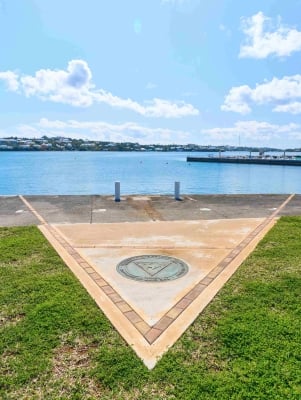 View of the tip of the Bermuda Triangle with a calm water in the background.