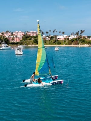 A couple is sailing by Cambridge Beaches