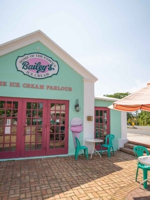 Bailey's Bay Ice Cream Parlour – Exterior Of Bailey's Bay Ice Cream Parlour