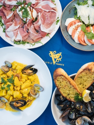 Little Venice – Little Venice - Table Of Food