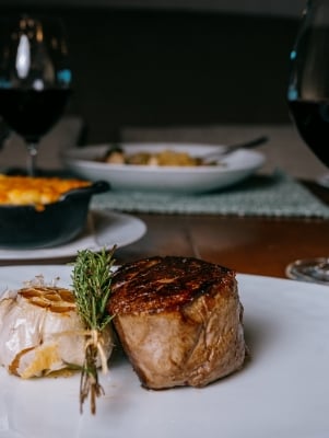 Waterlot Inn – Waterlot Inn - Plate Of Steak