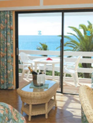 Coco Reef Resort – Coco-rooms1.jpg