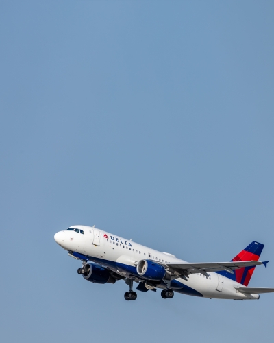 Delta airlines plane
