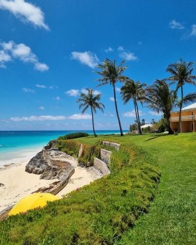 Exterior view of Coco Reef
