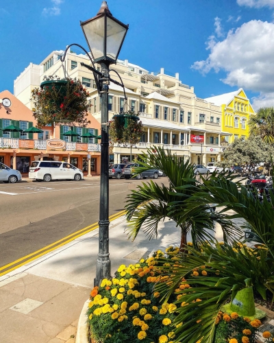 A busy street in Bermuda