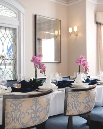 Rosedon Hotel – Huckleberry Blue Room