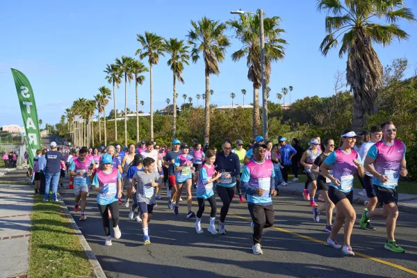 Runners participating in the Bermuda Triangle Challenge