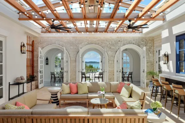 restaurant with sofas and bar