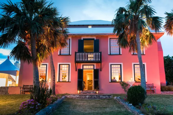 Verdmont house at night