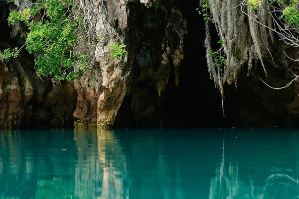 blue grottos of Walsingham Nature Reserve