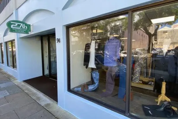 27th Century Boutique – Exterior Of 27 Century Boutique