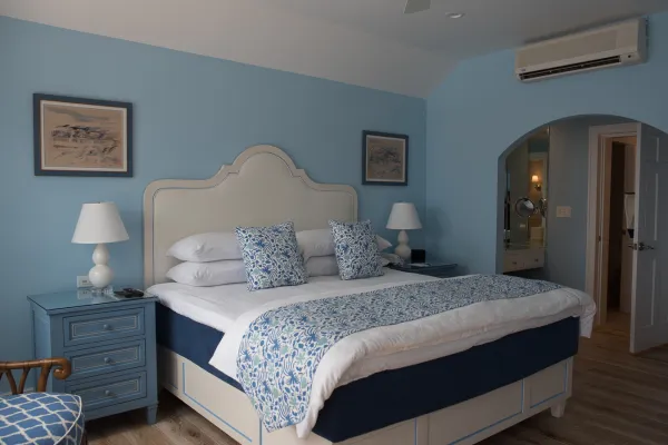 Coral Beach & Tennis Club – Suite