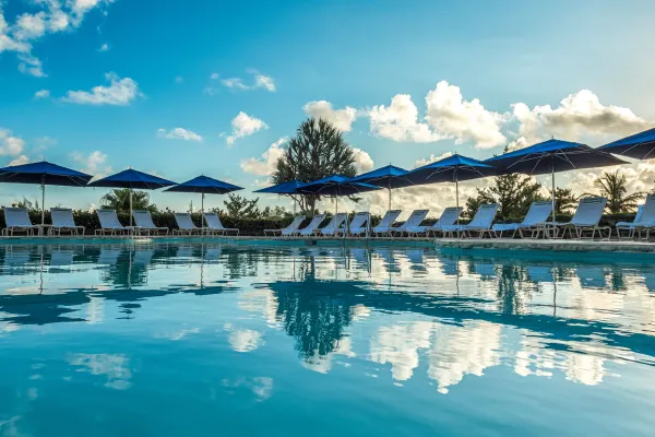 Grotto Bay Beach Resort & Spa – Pool