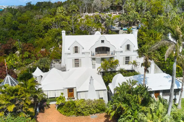 Leamington Caves – Leamington Caves Drone