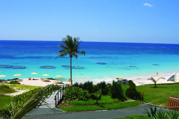 Coco Reef Resort – Coco Reef Private Beach