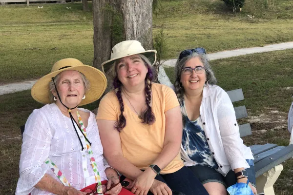 Robin's Paradise Bermuda Tours – 4 Hour Private Guided Family Tour