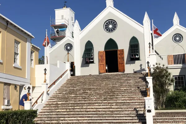 Bermuda Heritage Tours – St. Peter's Church