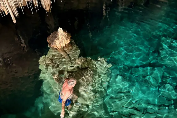 Leamington Caves – Leamington Caves Swim