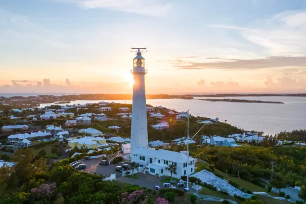 Gibbs Hill Lighthouse – Gibbs Hill Lighthouse - Sunset