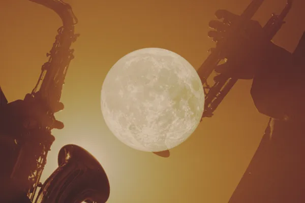 The Lunar Table - Buck Moon - Jazz Experience "Fly Me To The Moon"