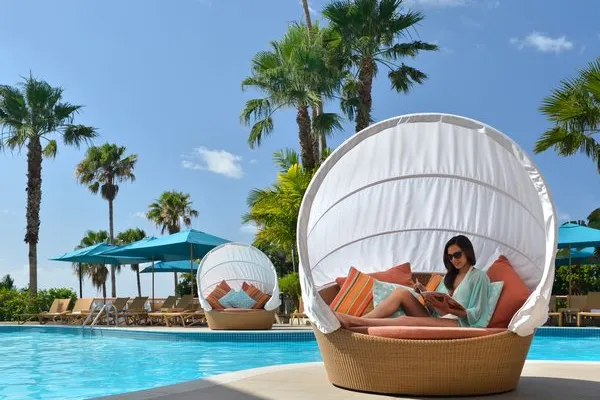 Fairmont Southampton – FSP-Pool