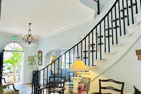 The Oxford House – The Oxford