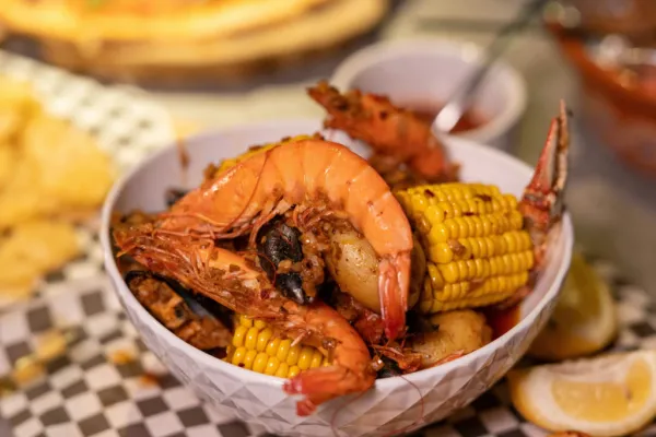 Hamptons Clambake At The Cloud