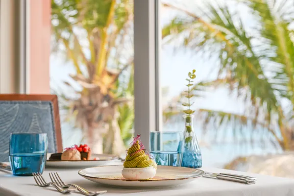 Solaris Restaurant – Tablescape At Solaris