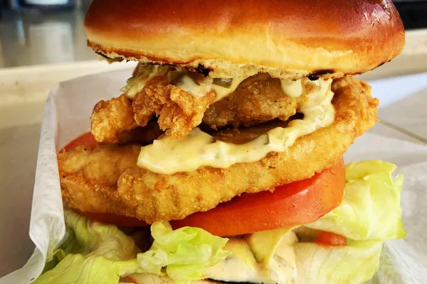 Tobacco Bay Beach Bar & Restaurant – Food