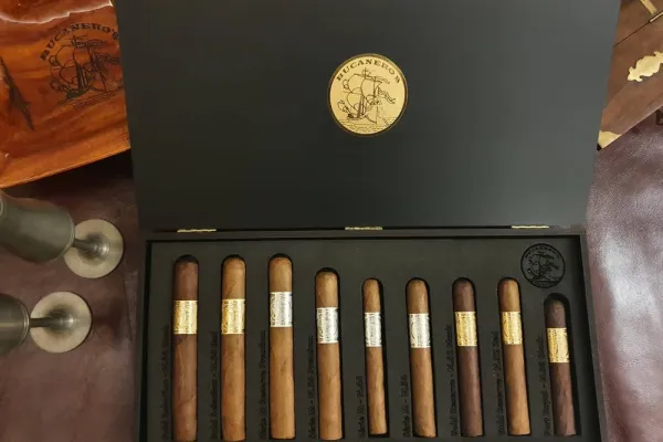 Cuarenta Bucaneros (Cigars) – Cuarenta Bucaneros (Cigars)