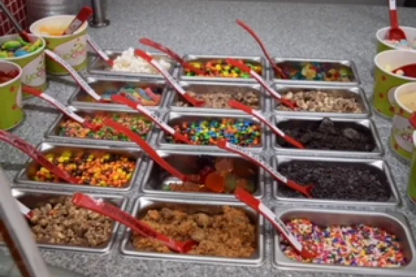 Yo Cherry Frozen Treats - Town of St. George – Yo Cherry Frozen Treats-St. George's Toppings