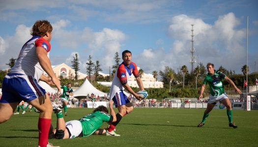 rugby player tackling another player