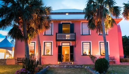 Verdmont house at night