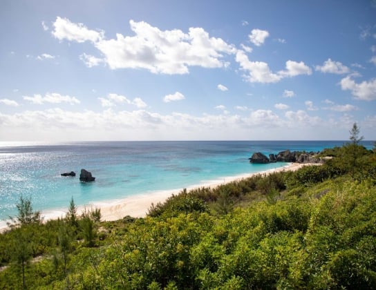 A wide angle of Bermuda's Warwick Long Beach.