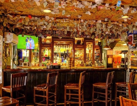 Swizzle Inn – Swizzle Inn - Interior