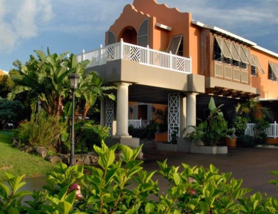Grotto Bay Beach Resort & Spa – Grotto Bay