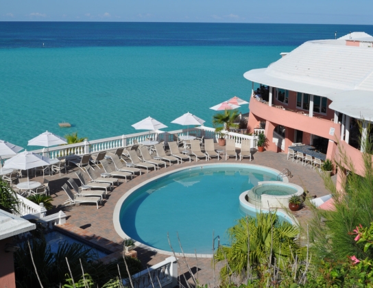 Bermuda Endless Summer Offer at Pompano Beach Club – Pompano Pool