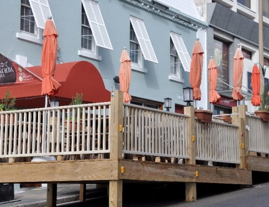 Hog Penny Restaurant & Pub – Hog Penny Deck