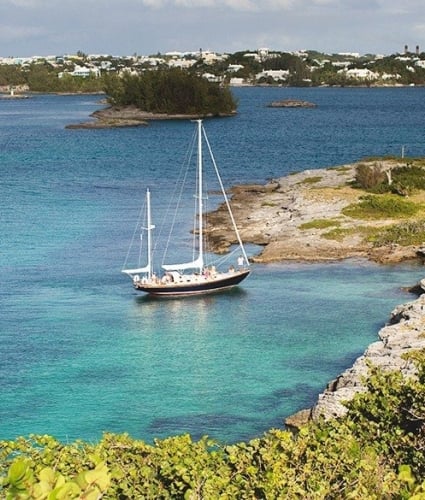 boat coming close to the coastline