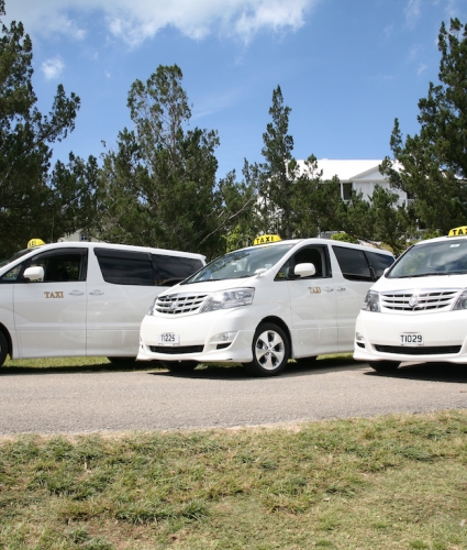 Van taxis in Bermuda