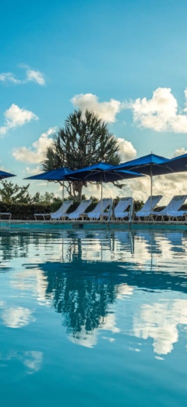 Grotto Bay Beach Resort & Spa – Pool