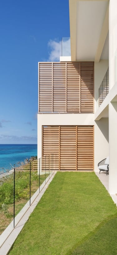 Azura Bermuda – Oceanfront Jacuzzi Suite