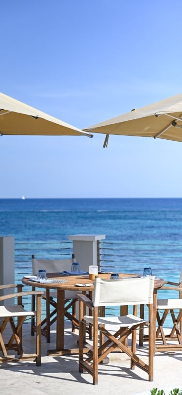 The Pink Beach Club – The Loren - Pink Beach Restaurant