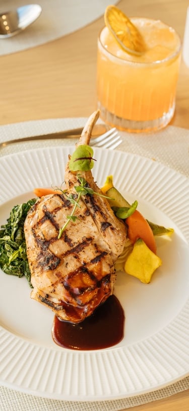 Surf Restaurant – Surf Restaurant - Dining 2