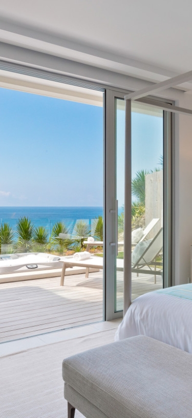 Azura Bermuda – Oceanfront Bedroom